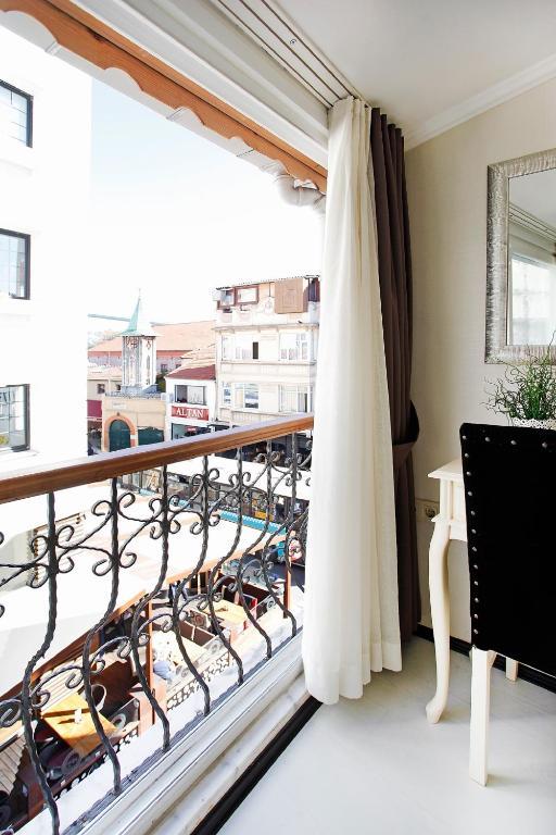 The House Next To Otel 5*